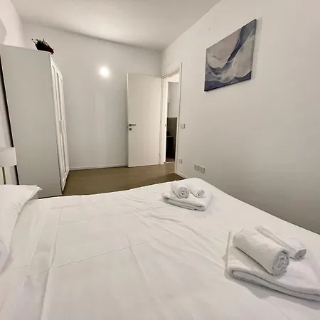 Apartment Dimora Scarampo Milan